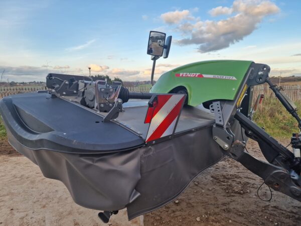 Fendt slicer 310F front plain mower