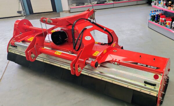 New Kuhn BPR280 flail mower – front or rear mounted