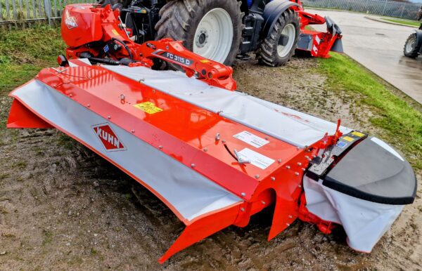 Kuhn FC3115D mounted rear mower conditioner