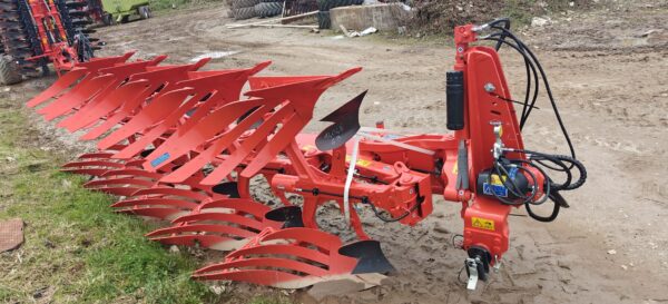 Kuhn Vari Master 123 non stop hydraulic 5 furrow plough