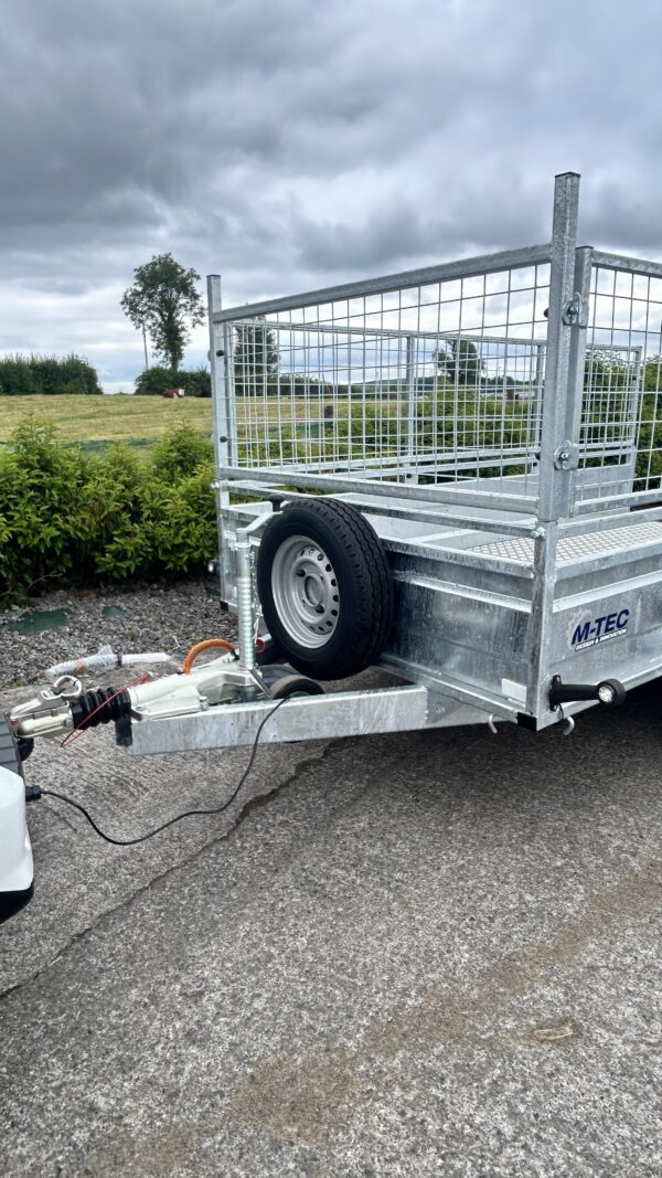 M-TEC Twin Axle Trailer Range