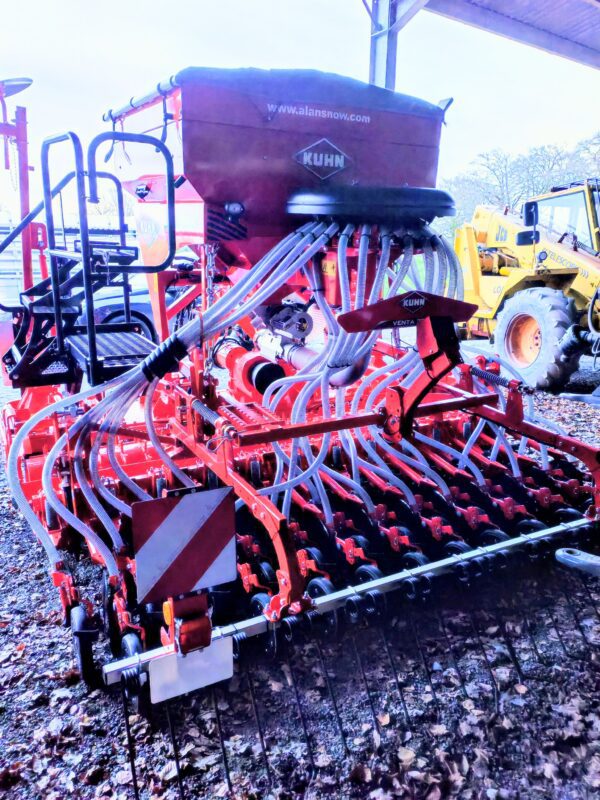 KUHN VENTA 320-24 ISOBUS combination air drill
