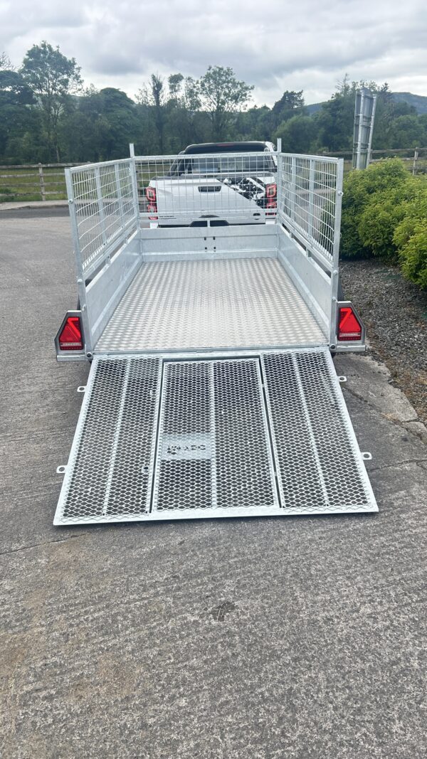 M-TEC Twin Axle Trailer Range